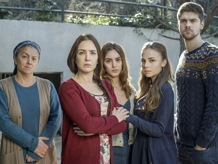 Запретная страсть: 10 сериалов о любви, которая не должна была случиться | Источник: кадр из сериала «Жестокий Стамбул»