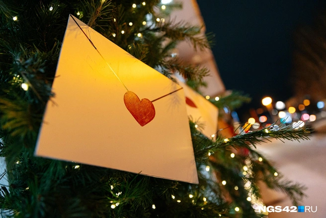 Маленькие кемеровчане вскоре будут писать письмо Деду Морозу  | Источник: Максим Серков / NGS42.RU