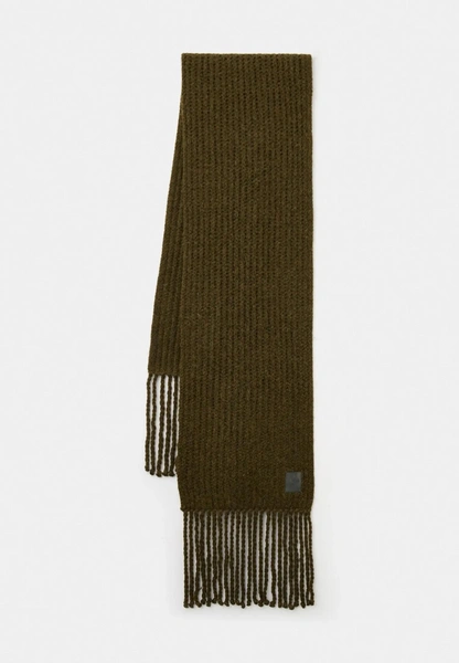 Оранжевый + бордо и еще четыре неочевидные цветовые пары, которые будут в тренде в 2026 году Оранжевый + бордо и еще четыре неочевидные цветовые пары, которые будут в тренде в 2026 году