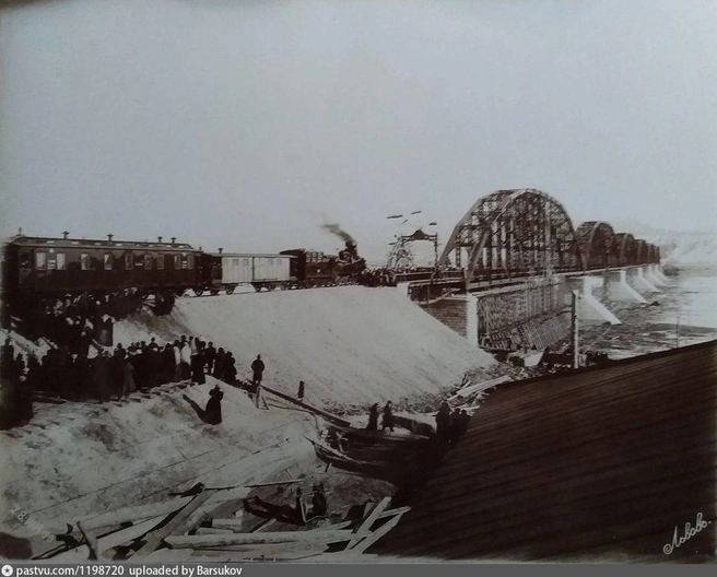 Открытие моста, 1899 год | Источник: pastvu.com