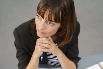 Искусство не реагировать: почему «игра вдолгую» всегда начинается с паузы