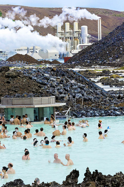 Чистая энергия: как исландцы научились выращивать землянику круглый год