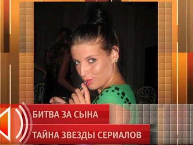 В эфире телепрограммы Кретова показала архивные фотографии. | Источник: кадр из шоу «Пусть говорят» (18+), Первый канал, 2026 год