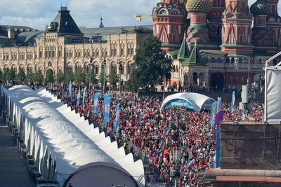 Что творится в центре Москвы: забег, перекрытия, фото