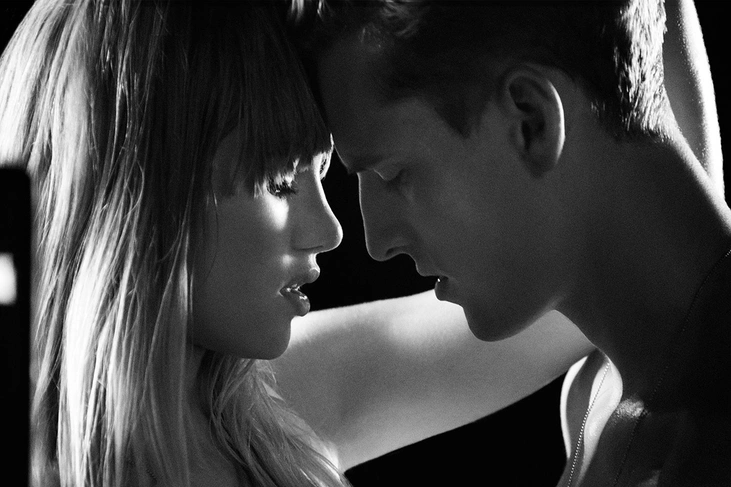 Brit Rhythm, Burberry, Сьюки Уотерхаус (SukiWaterhouse) | Источник: архив пресс-служб