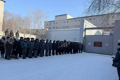 В Чите открыли памятную доску лейтенанту Батуеву, погибшему в СВО