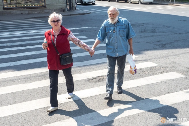 На пенсию можно выйти раньше и получить крупную сумму  | Источник: Михаил Огнев / FONTANKA.RU
