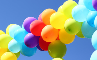 Почему шарики с гелием сдуваются быстрее тех, что с воздухом?
