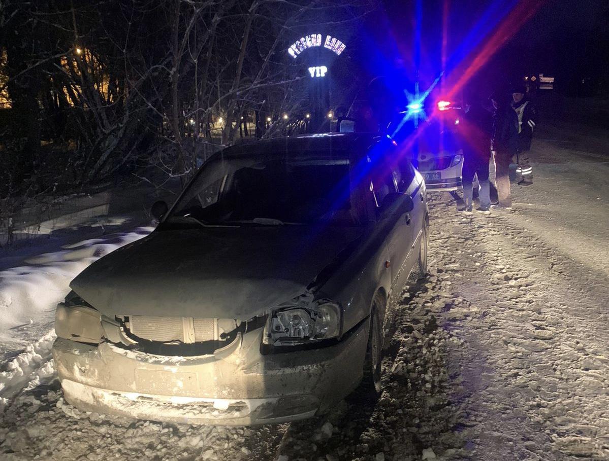 В Екатеринбурге пассажир угнал машину такси, в которой ехал - 5 апреля 2022  - Е1.ру