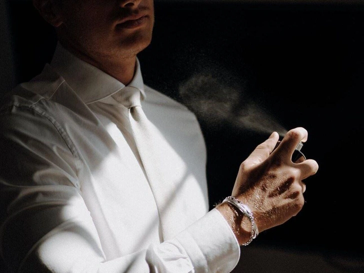 10 парфюмов, которые мужчины считают невероятно сексуальными | marieclaire.ru