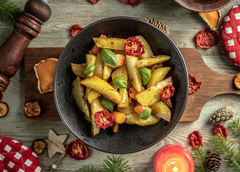 Что приготовить на Новый год из картошки: 3 необычных рецепта, которые точно вам понравятся