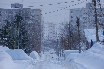 Blizzard in Ufa: Snow Covers Yards and Roads