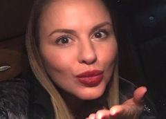 Обнаженная Анна Семенович стала «лицом» секс-чата
