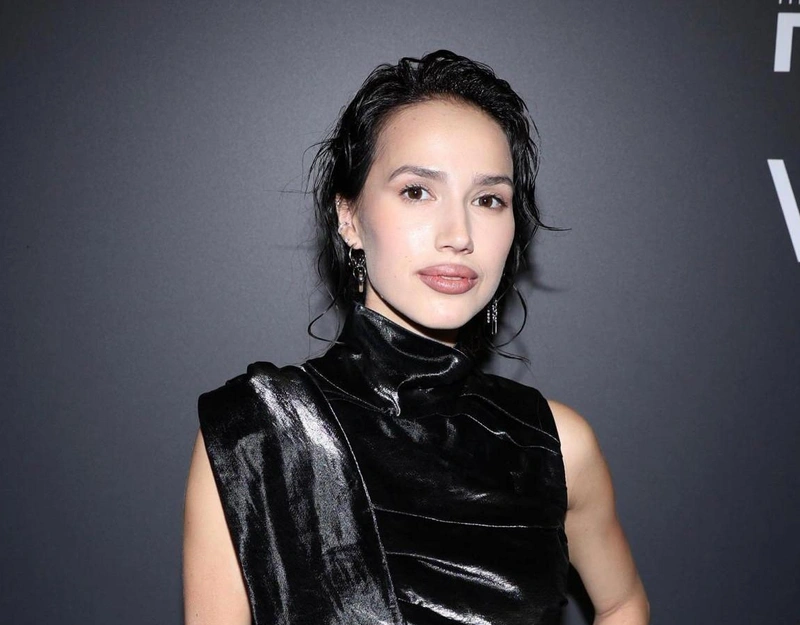 Почему на самом деле так сильно изменилась внешность Алины Загитовой: фото до и после