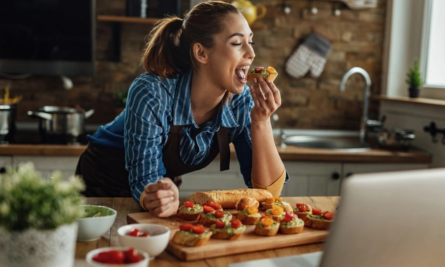 Диетолог Мещерякова объяснила, от каких продуктов необходимо отказаться осенью и зимой