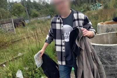 Петербуржец нашел выброшенный рюкзак с деньгами