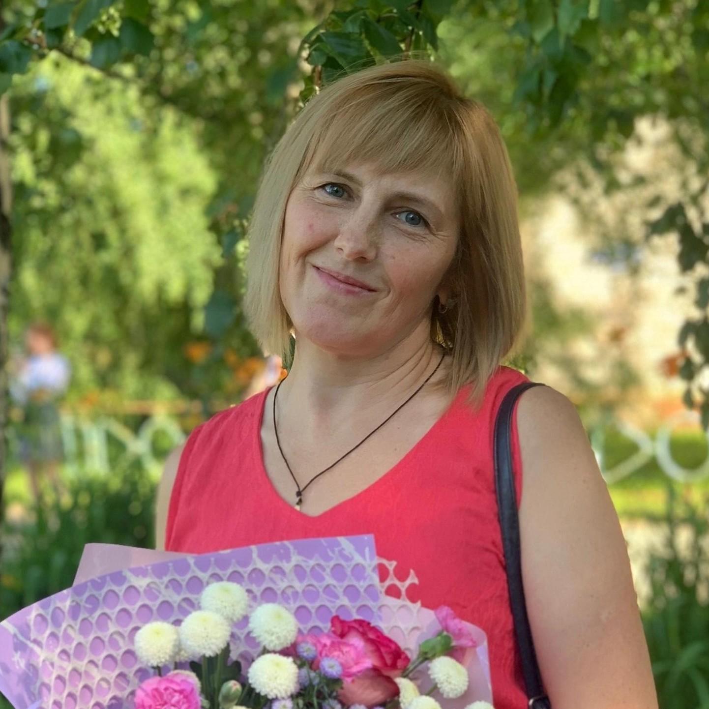 <p>Светлана</p>