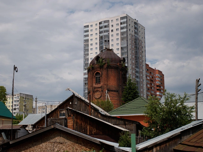 Водонапорная башня подлежит сохранению как памятник | Источник: Андрей Бортко / NGS.RU