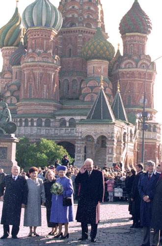 Как прошел единственный визит Елизаветы II в Россию