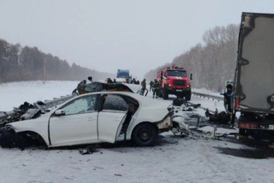 Трое погибли в аварии на кузбасской трассе