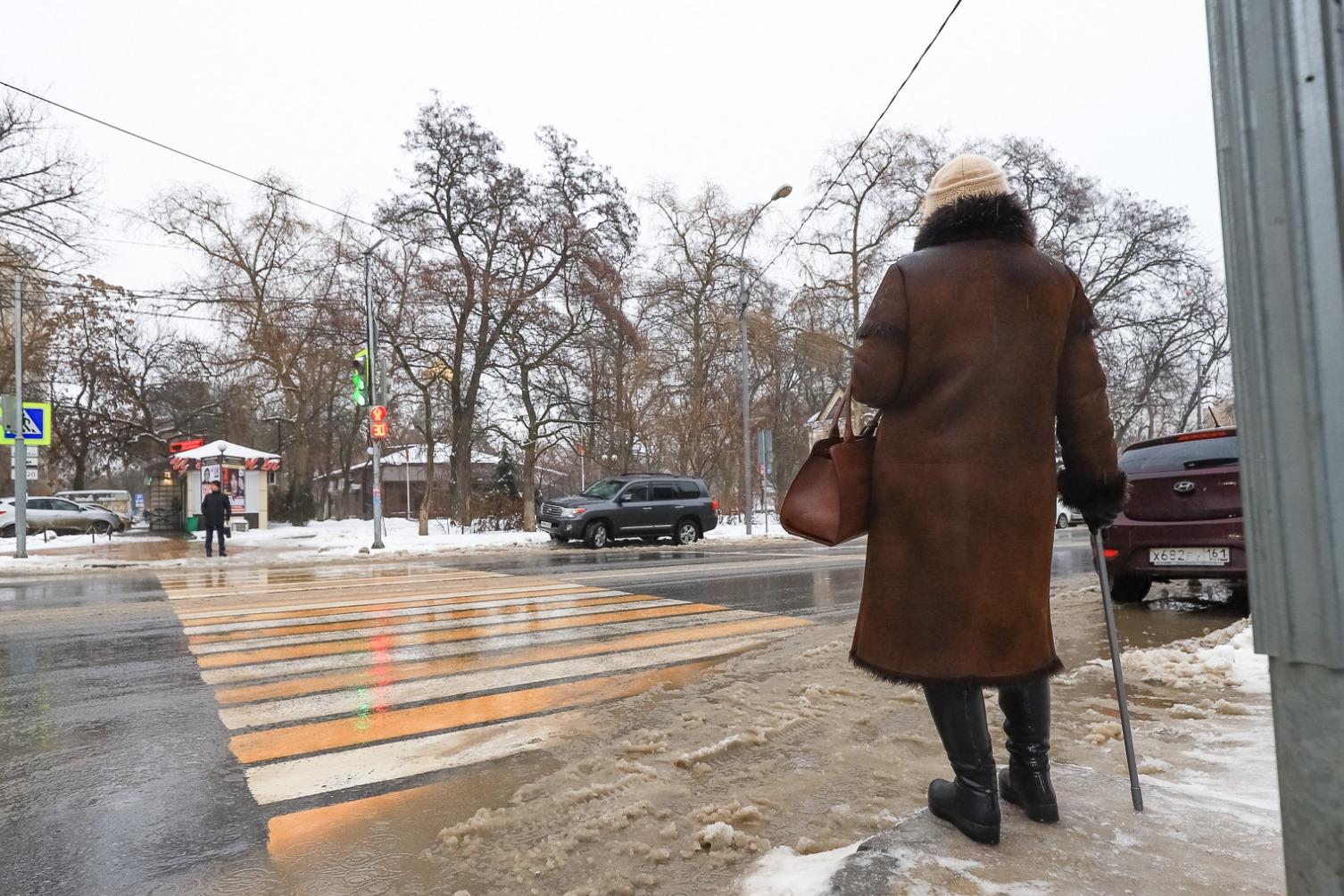 Тк дождь последние новости. Ледяной дождь Ростов. Ледяной дождь в Ростове на Дону сегодня. Вчера был в Ростове на Дону ледяной дождь.