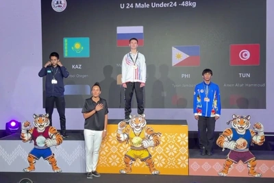17-летний боец из Новосибирска стал чемпионом мира по муайтай