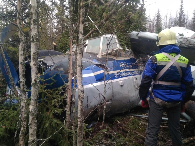 Самолёт экстренно сел в 50 километрах от Архангельска | Источник: Служба Спасения им. И.А. Поливаного / Vk.com