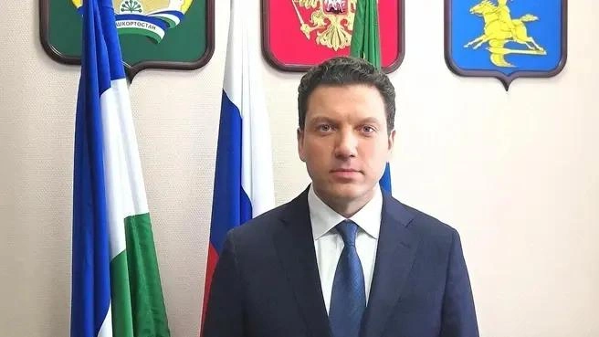 На госслужбу Миронов пришел в 22 года | Источник: Игорь Миронов / Vk.com