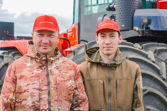 Получив диплом аграрного вуза, сын Бауржана Абдрахман Мунбаев вернулся в семью, чтобы помогать отцу развивать семейное дело | Источник: Валерий Класс