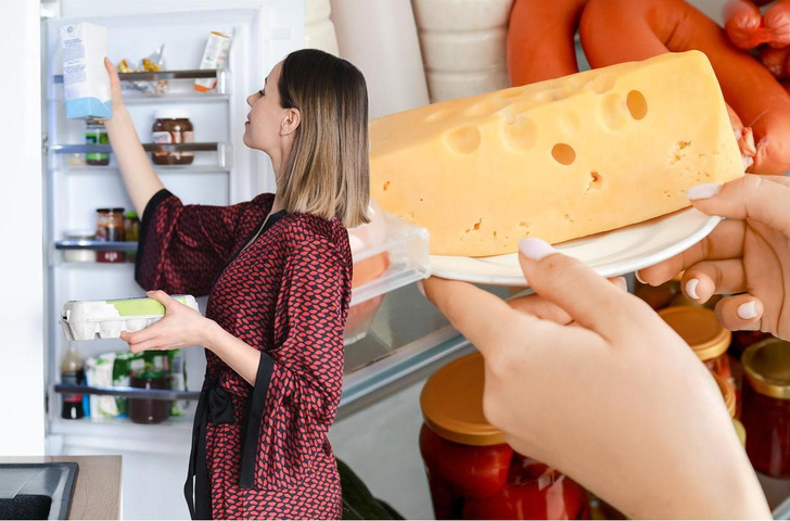 Свежесть по полочкам: как на самом деле надо хранить продукты в холодильнике
