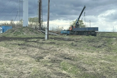 В Новой Кутле продолжается ремонт артезианской скважины