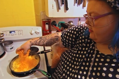 Сестра умершей звезды шоу обрушилась на троллей