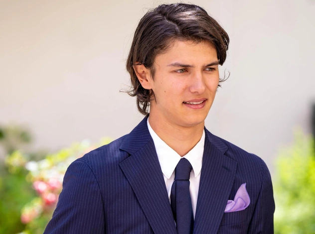 Похититель сердец: граф Датский влюбил в себя поклонниц за секунду одним фото — а вы бы смогли устоять?