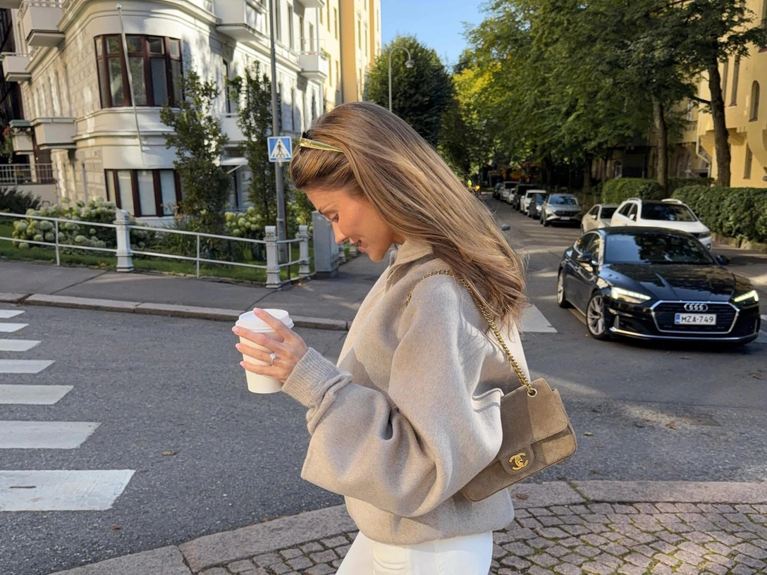 7 ароматов с нотами молока, которые пахнут уютом и нежностью | marieclaire.ru