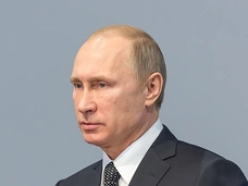 Владимир Путин перешел на удаленную работу