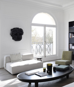 Белый цвет в интерьере: дом в стиле минимализм