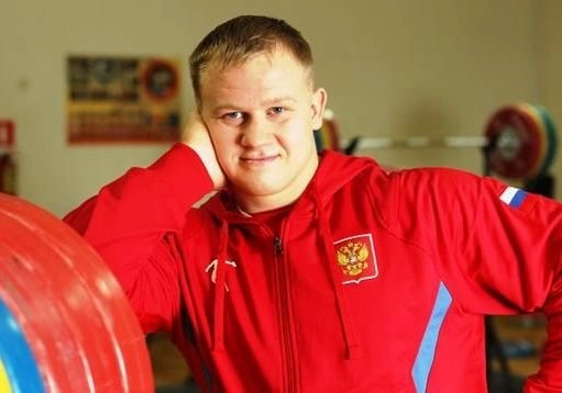 Рязанский тяжелоатлет взял золото Кубка России | ya62.ru