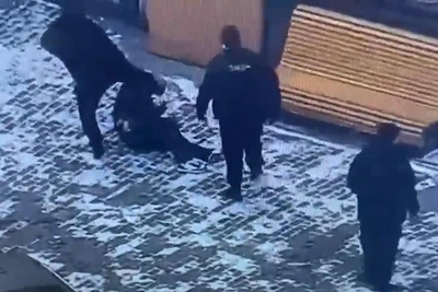 В Челябинске охранников осудили за избиение мужчины