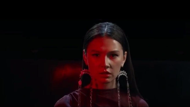 Скриншот из клипа | Источник: AY YOLA / vk.com
