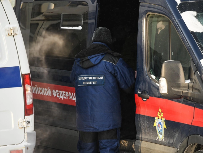 Следователи выясняют точные обстоятельства взрыва, приведшего к гибели человека. | Источник: Артем Устюжанин / E1.RU