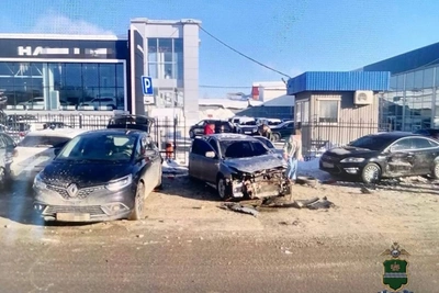 В Калуге пьяная водительница протаранила четыре автомобиля