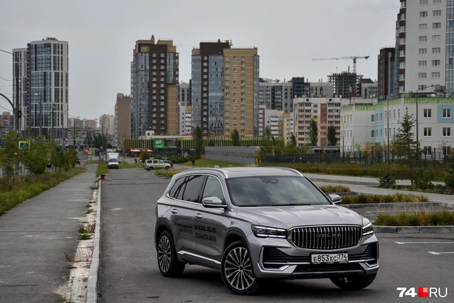 Если у Skoda Kodiaq были упрощенные версии, то Volga K50 отличается богатым базовым исполнением, но это сказывается на цене | Источник: Артем Краснов