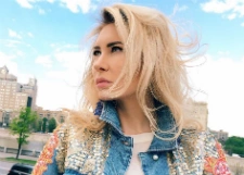 Элина Камирен получит в подарок квартиру