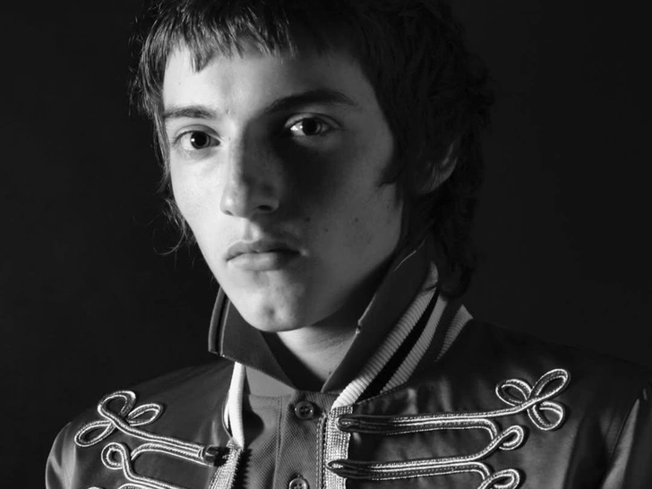 Napoleon jacket: как мундир превратился в модный тренд