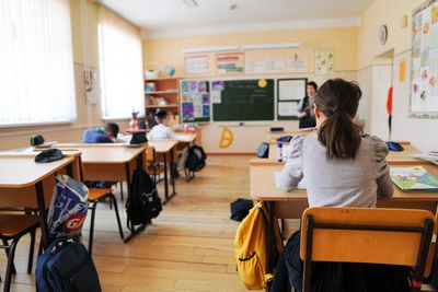 В Омской области более 13 тысяч учителей, но есть дефицит