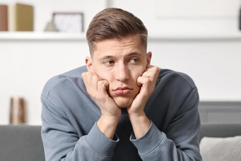 «Мне 26. Никакая работа не радует, а мысль о работе в офисе вызывает панику»