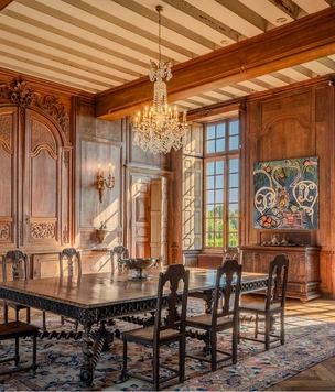 «Маленький Версаль» продан: как выглядит замок, построенный для верного слуги Людовика XIV