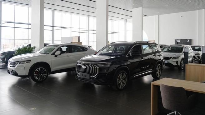 Официальный дилер Geely «Восток Моторс» предлагает автомобили в наличии с выгодой до 919 000 рублей | Источник: «Восток Моторс»