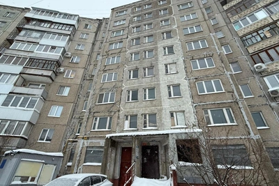 В Уфе начали снос аварийной секции девятиэтажки