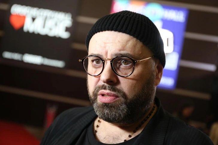 «Почему я так остро на это реагирую? Потому что в нынешних условиях наша страна не может позволить себе даже малейшей ошибки. Нас будут рассматривать под микроскопом, выискивая и выпячивая любой промах», — подчеркивал Фадеев